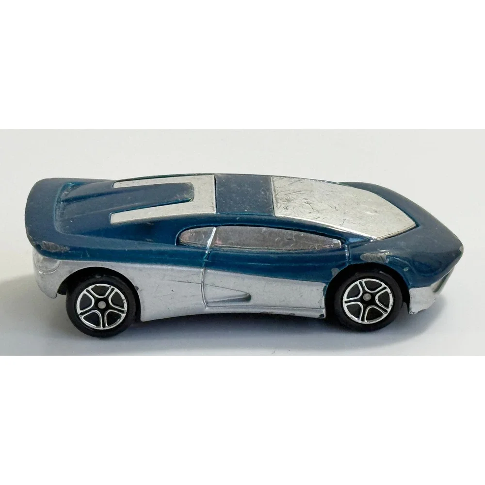Matchbox Stress Streamer Toy Car Kids 1:64 Blue Silver Vintage 1995 Diecast